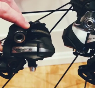 Bike Electronic vs Mechanical Drivetrain