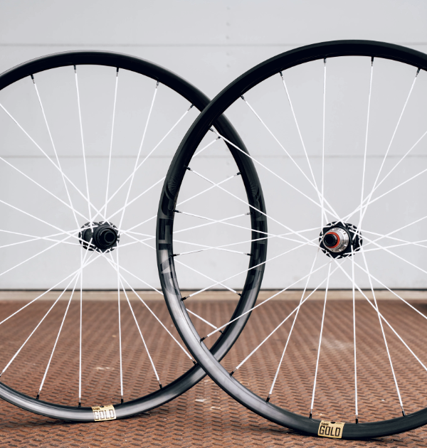 Berd Hawk 30 Gold (2026): Exceptional small‑bump damping and “quiet” ride feel